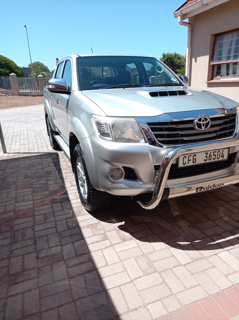 Inside & Out Mobile Carwash - Photo 3